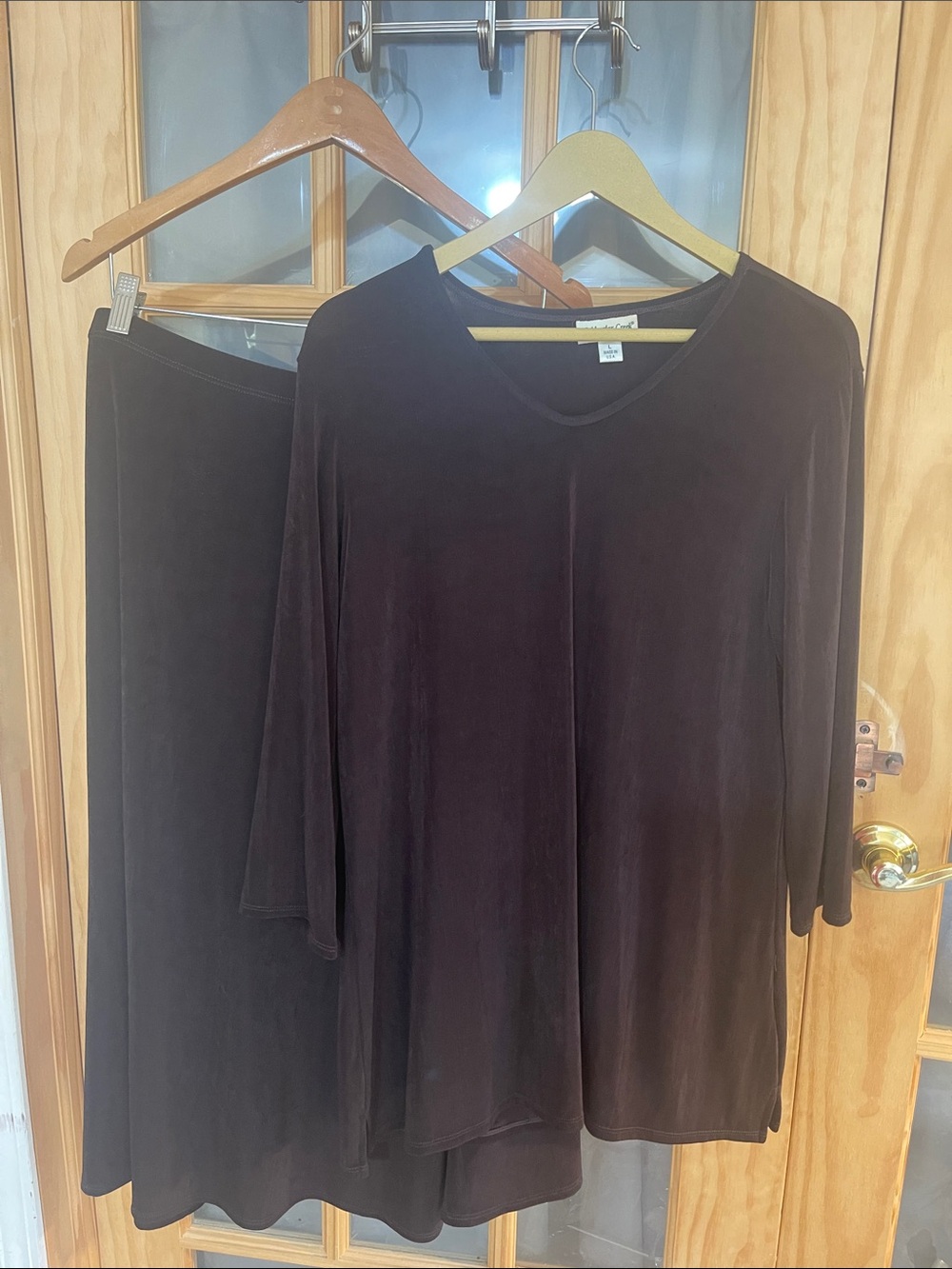 115. Coldwater Creek Black Coordinate Set